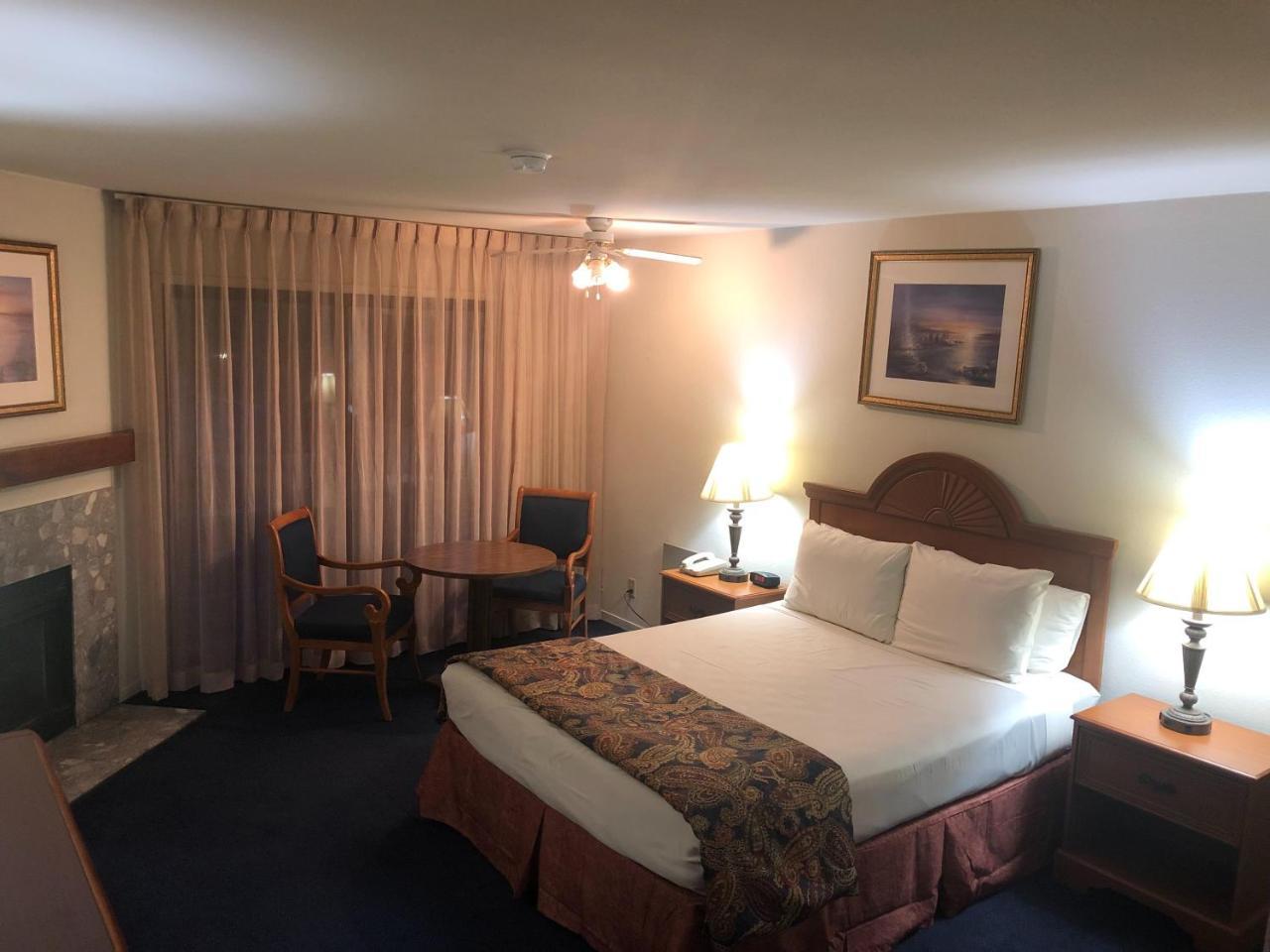 The Monarch Resort Pacific Grove Exteriör bild